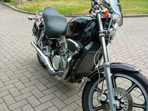 KAWASAKI VN 750