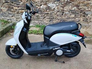 SCOOTER E.MIO ÉLECTRIQUE