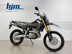 SUZUKI DR-Z4S / FAHRBAR AB DER FÜHRERSCHEINKLASSE A2