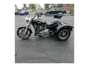 2022 HARLEY-DAVIDSON® FREEWHEELER