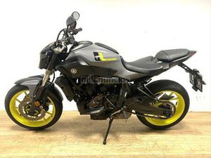 YAMAHA - MT-07