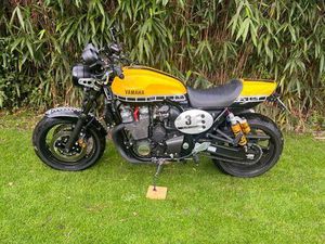 YAMAHA 1300 XJR