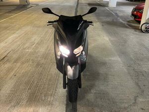 YAMAHA XMAX 125 SCOOTER PETROL AUTOMATIC (15 PS) 124 CC