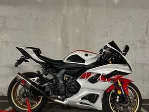 YAMAHA R7 11000 KM 2022