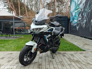 KAWASAKI VERSYS 650