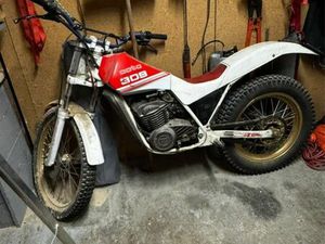 MOTO TRIAL COLLECTION