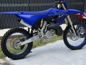 125 YZ