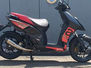 APRILIA SR 50 2TEMPS