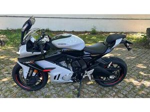 CF MOTO SR-675R. CANELAS