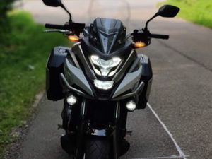 HONDA NC750X | TOP-ZUSTAND | SCHECKHEFTGEPFLEGT