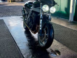 TRIUMPH SPEED TRIPLE 955I