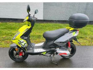 EXPLORER RACE GT 50 49 CCM 2 TAKT ROLLER WENIG KILOMETER