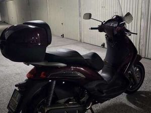 PIAGGIO BEVERLY 500 ROSSO