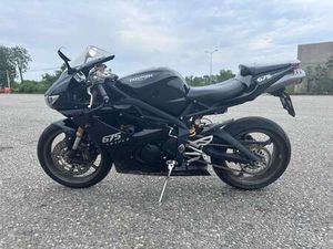TRIUMPH DAYTONA 675 NERO