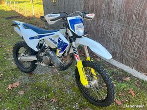 HUSQVARNA 250 TEI 1ÈRE MAINS / 120 H