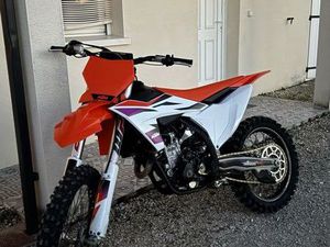 KTM 250 SX-F 2024
