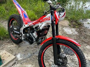 MOTO TRIAL BETA EVO FACTORY 250 CC