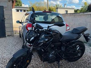 MT-07 PURE 2024 (ENCORE EN RODAGE)