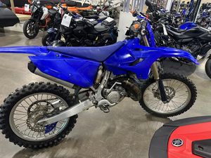 YAMAHA YZ125 • 2015