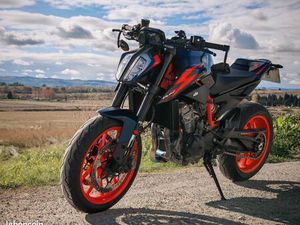 KTM 890 DUKE R 2024