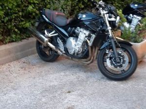 MOTO SUZUKI
