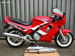 TRIUMPH 1000 DAYTONA T346 RARE COLLECTION