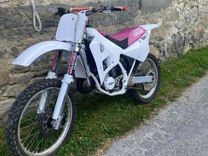 125 YZ