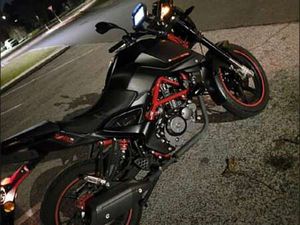 GRS 125 BLACK EDITION