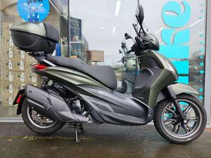 AKTION: INKL. GRATIS TOP CASE, BEVERLY 400 S E5+