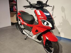 PEUGEOT SPEEDFIGHT 4 50 CCM MOTUL 0€ ANZ. 42€ RATE