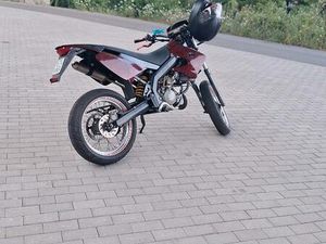 DERBI SENDA DRD PRO 50 CCM SUPERMOTO