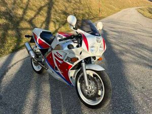 1000 EXUP 3GM GENESIS