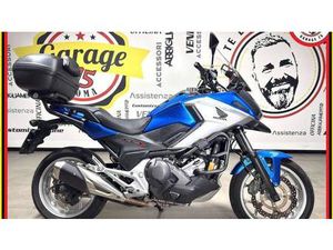 VENDO HONDA NC 750 X DCT ABS (2018 - 20) USATA A ROMA (CODICE 9879273) - MOTO.IT