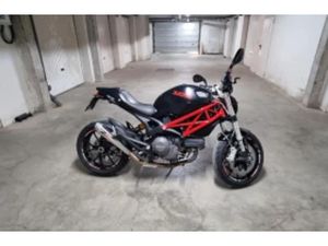 DUCATI MONSTER 796 ABS