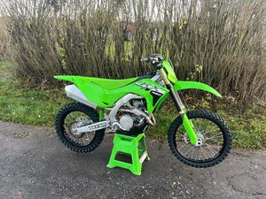 ② KAWASAKI 450 KX 2024
