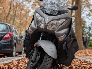 SUZUKI BURGMAN 125 ABS – 2017 – TRÈS BON ÉTAT