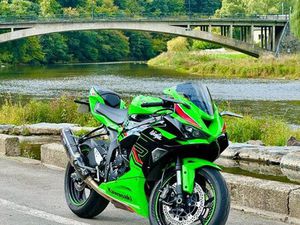 KAWASAKI ZX6R PERFORMANCE