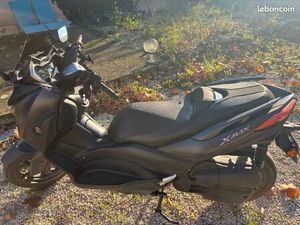 À VENDRE : YAMAHA X-MAX 125 – 2018