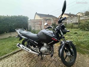 YAMAHA YBR 125CM ■DEMARRE AU QUART DE TOUR ■BATTERIE NEUF ■BOUGIE NEUF ■ENTRETIEN EFFECTUÉ
