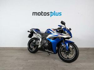 HONDA - CBR 600 RR