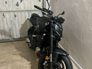 YAMAHA MT-07 NERO