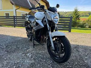 XJ6NA MIT 3 KOFFERN, ENTDROSSELT