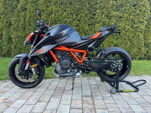 KTM 1290 SUPER DUKE R