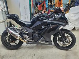 2013 KAWASAKI NINJA 300 CC