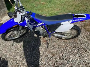 2005 YAMAHA TT-R 230