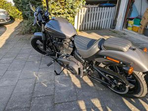 HARLEY DAVIDSON STREET BOB