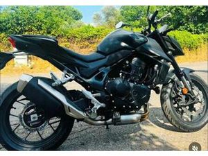 HONDA HORNET 750 - 2025