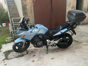 HONDA CBF 600