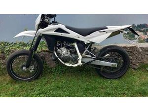 VENDO HUSQVARNA SMS 125 4 (2010 - 12) USATA A RHO (CODICE 9879203) - MOTO.IT