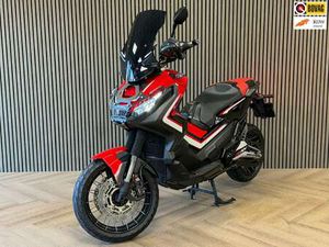 HONDA NC 750 SCOOTER X-ADV AUT. AKRAPOVIC KEYLESS-GO XENON